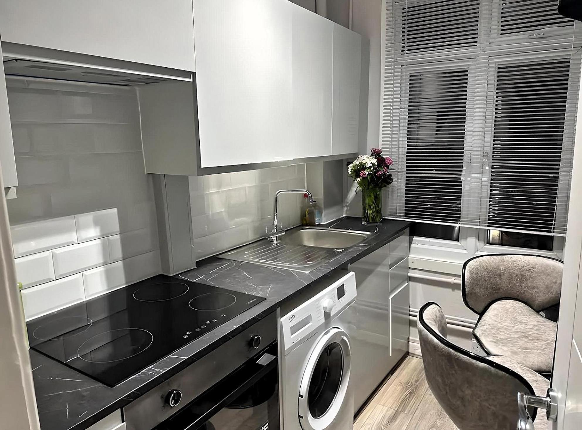 Brixton Hill Retreat Modern And Cosy Apartment London Bagian luar foto