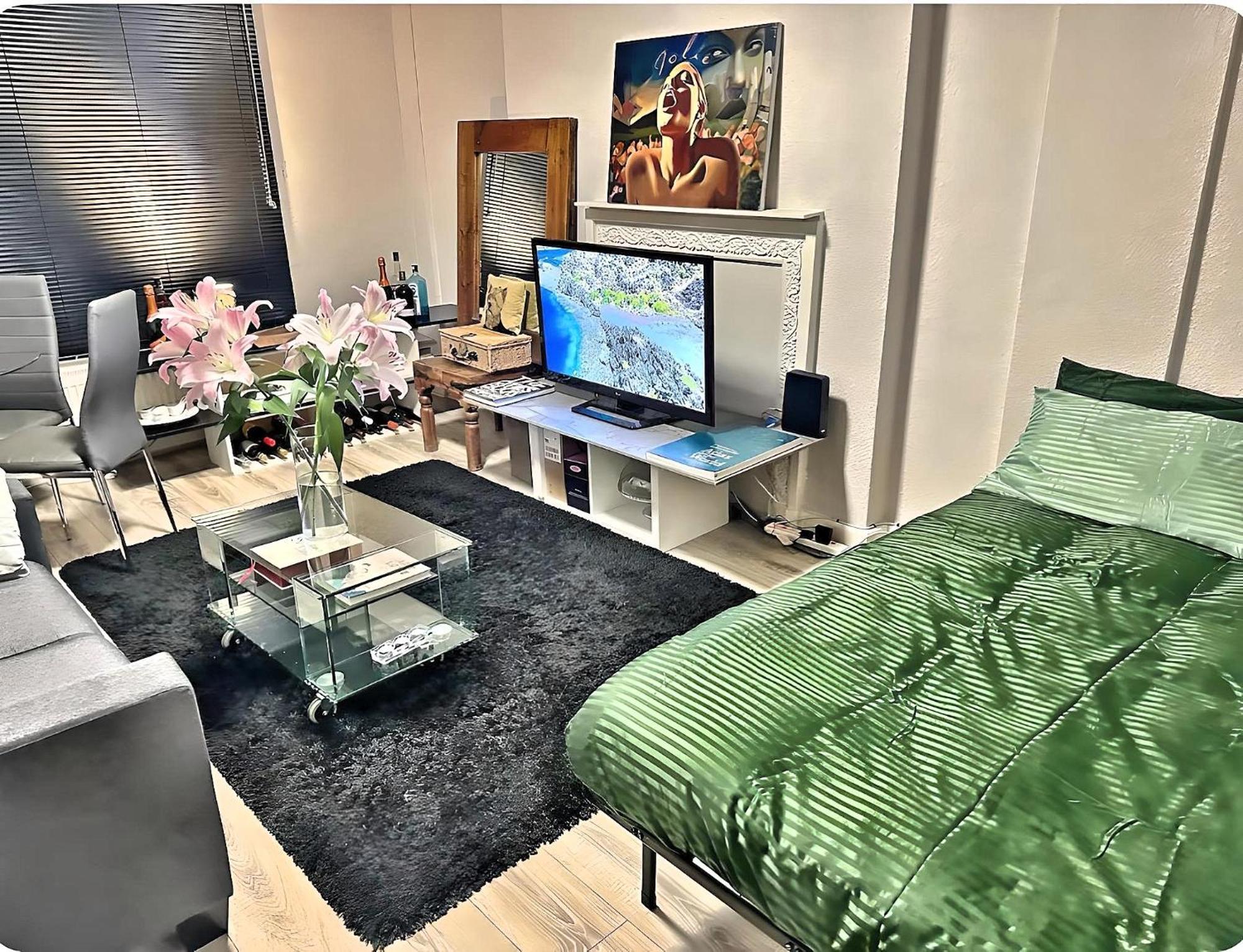 Brixton Hill Retreat Modern And Cosy Apartment London Bagian luar foto
